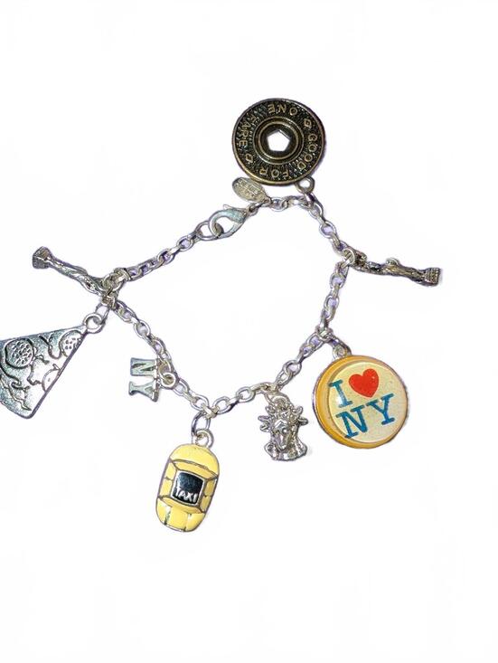 Jewelry - Vintage New York Themed Charm Bracelet with Statue of Liberty and Taxi Cab Char